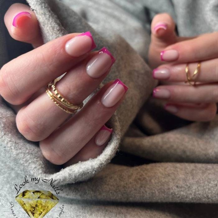 Faux ongles (en gel, en résine, capsule, chablon) à Varilhes